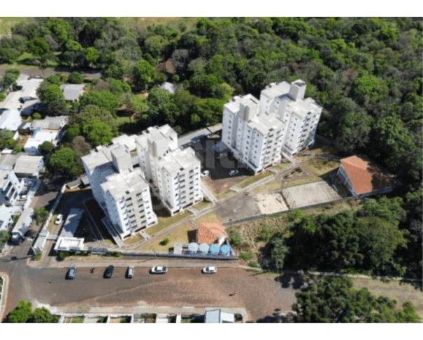 Apartamento 2 Quartos com Sacada e Vaga de Garagem