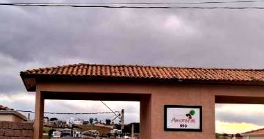 Casa desocupada com 3 quartos, 1 banheiro e 63 m² construída