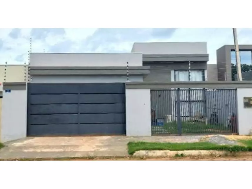 Casa com 2 quartos, 1 banheiro e 123,29m² construídos