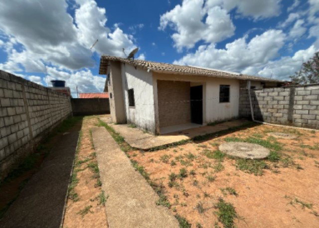 Casa em Cocalzinho de Goiás com 3 quartos e 2 banheiros