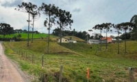Gleba de 55.272m² em Rio Rufino - SC com casa, piscina e área de lazer