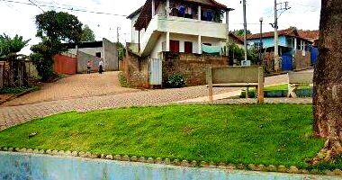 Lote de terreno no Vale das Brisas com infraestrutura parcial