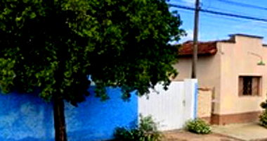 Casa residencial 105m² com terreno 276m², desocupada