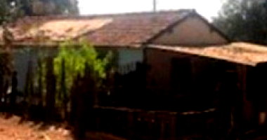 Terreno com 13.742m², casa, curral e poço semi-artesiano