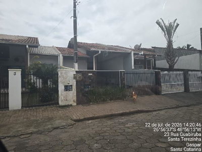 Casa com 2 quartos, 1 vaga e 66,68 m²