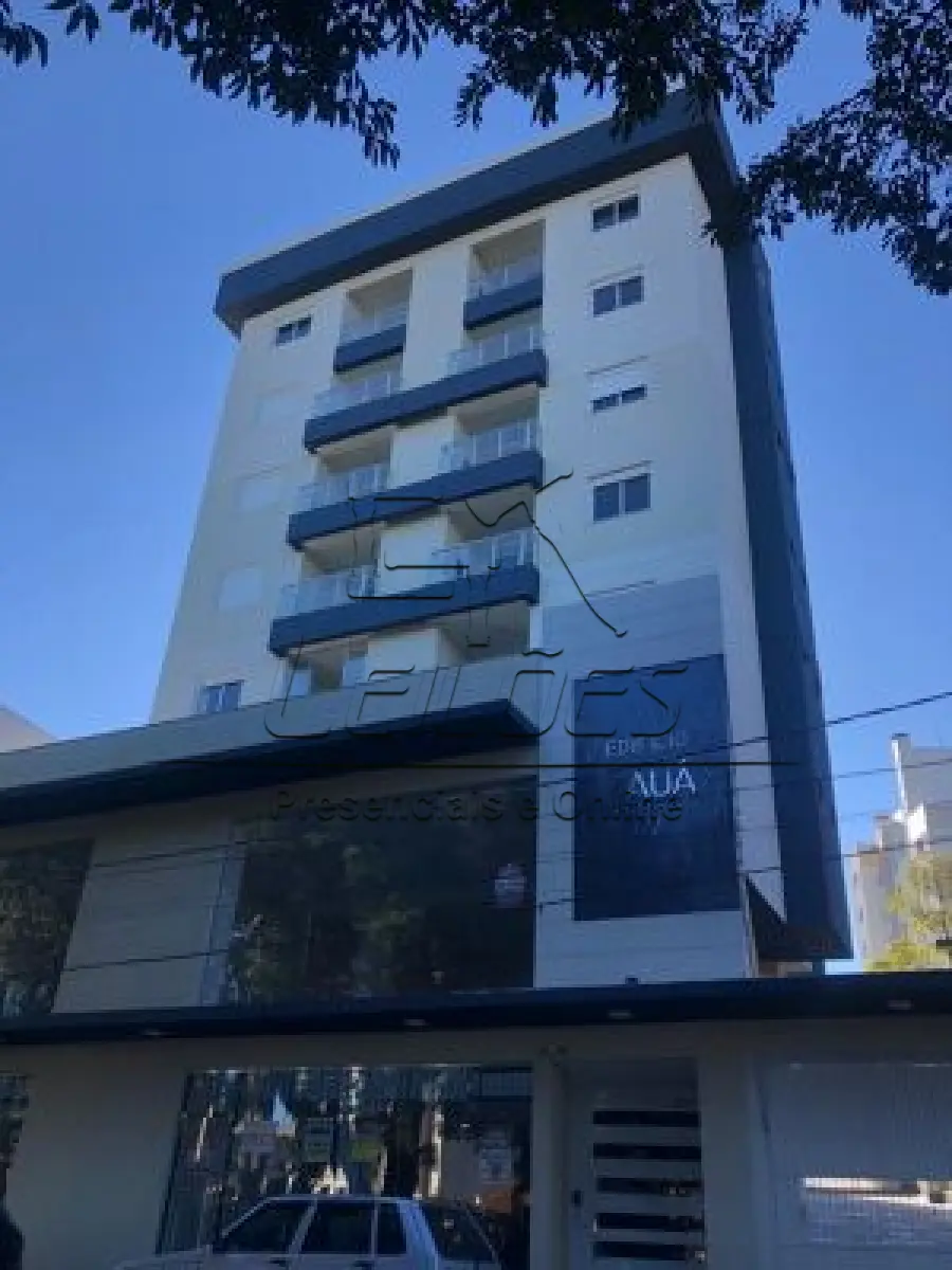 Apartamento com 3 vagas de garagem em Carazinho/RS