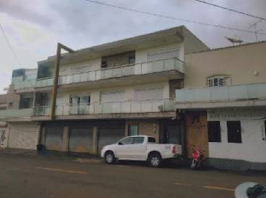 Casa com 3 quartos, 2 banheiros e 3 vagas de garagem