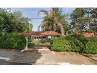 Casa com 2 quartos, 1 banheiro, 94,30m² construídos, ocupada