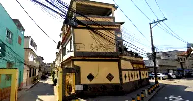 Casa em Rio de Janeiro com 3 Quartos e 1 Banheiro