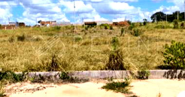 Terreno em Loteamento Parque dos Resedás com 166,40 m²
