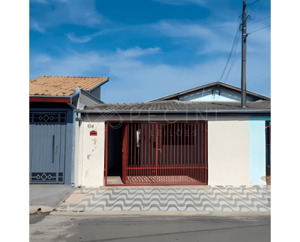 Prédio residencial com área construída de até 101m², ocupado