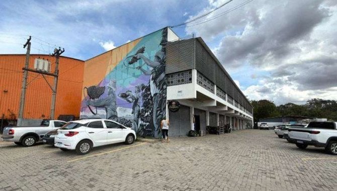 Prédio Comercial 1.120 m² em Bragança Paulista - Oportunidade Única