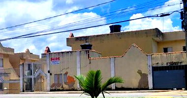 Casa em condomínio com 2 quartos e 2 banheiros em Suzano/SP