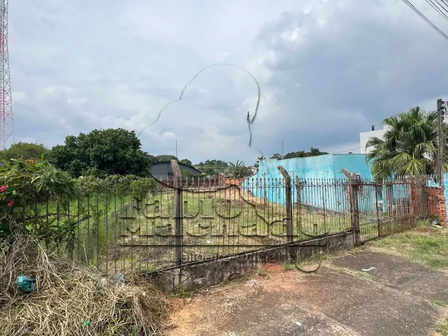 Terreno urbano sem benfeitorias, 12m de frente, ideal para investimento
