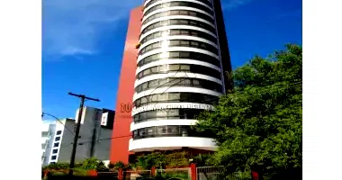 Vagas de Estacionamento Cobertas em Condomínio