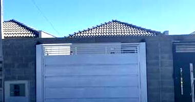 Casa em Pindamonhangaba com 2 quartos e 1 vaga