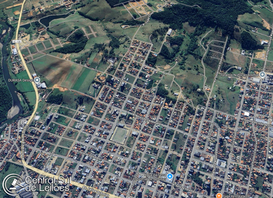 Terreno com residência 3 quartos e 120m² construída