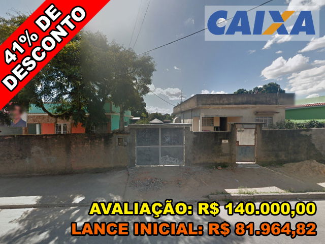 Casa aconchegante com 50,74 m² e amplo terreno de 675 m²