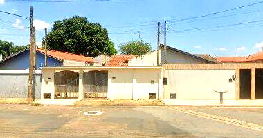 Casa 3 quartos (1 suíte), 1 banheiro, 125m² construída, garagem 3 vagas