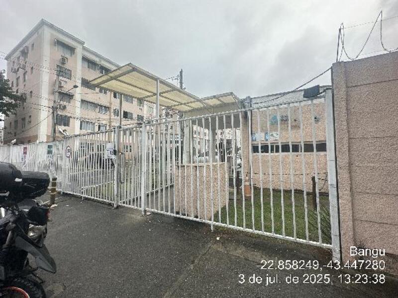 Apartamento com 2 quartos em Realengo, Rio de Janeiro