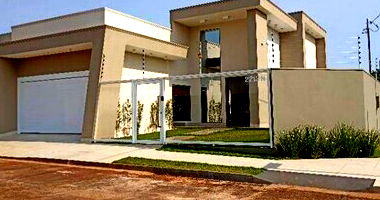 Casa padrão com 187,7m² construída, imóvel ocupado