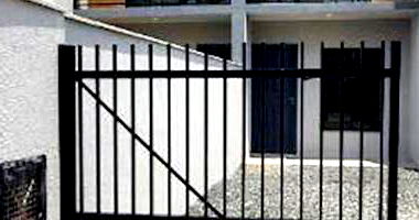 Casa com 2 quartos, 1 banheiro e 1 vaga em Araquari/SC
