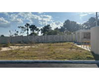 Terreno de 379,56 m² em residencial fechado