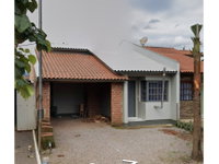 Casa ocupada com 57,63m² e terreno de 169,60m²