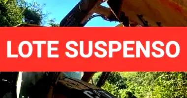 Retroescavadeira Caterpillar Ano 2002