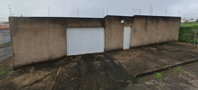 Imóvel Residencial com 2 Quartos e Garagem em Patrocínio/MG