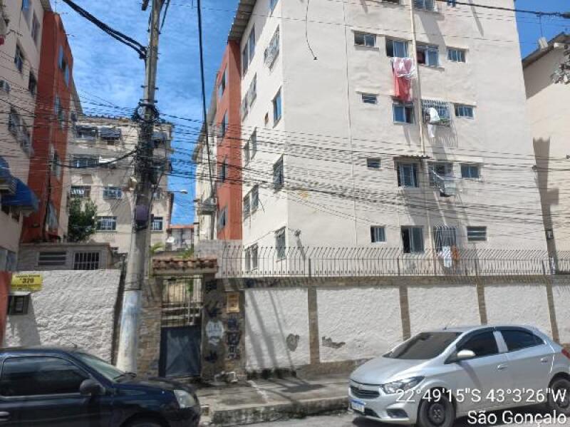 Apartamento com 2 quartos em São Gonçalo-RJ
