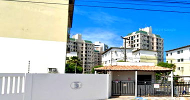 Apartamento em Condomínio com 1 Banheiro