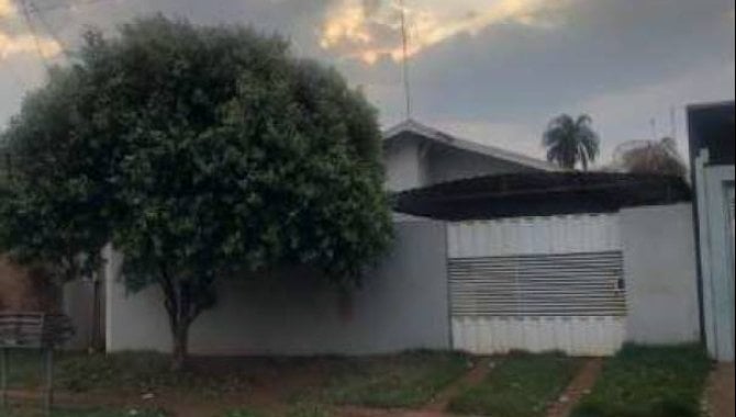 Casa com 2 quartos em Rio Brilhante, MS