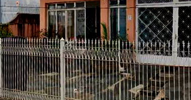 50% da nua propriedade de prédio residencial com terreno e quintal, 309m²