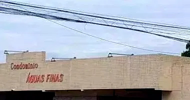 Casa em Condomínio Ocupada com 249m² em Lauro de Freitas/BA