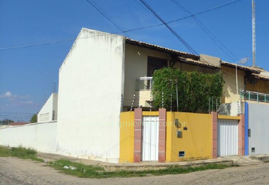 Casa Residencial com 186m² de Área Construída em Iguatu/CE