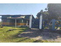 Casa Ocupada 157m² em Tanguá