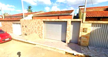 Casa Ocupada com 3 Suítes e Piscina em Major Izidoro/AL