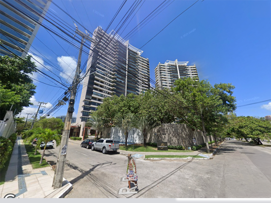 Apartamento com 263m² de área privativa e 5 vagas de garagem