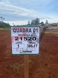 Terreno Urbano com 386,17 m² em Pedrinópolis/MG