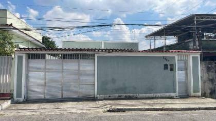 Casa Ocupada com 3 Quartos em Nilópolis - RJ