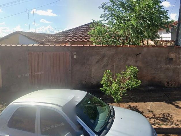 Casa residencial 69,70m² em Orlândia com 178m² de terreno