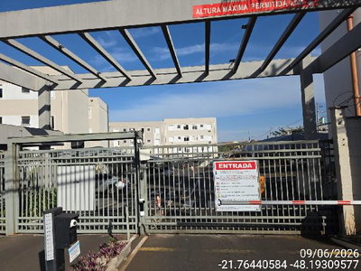 Apartamento 2 quartos, 1 vaga e 43 m² privativos