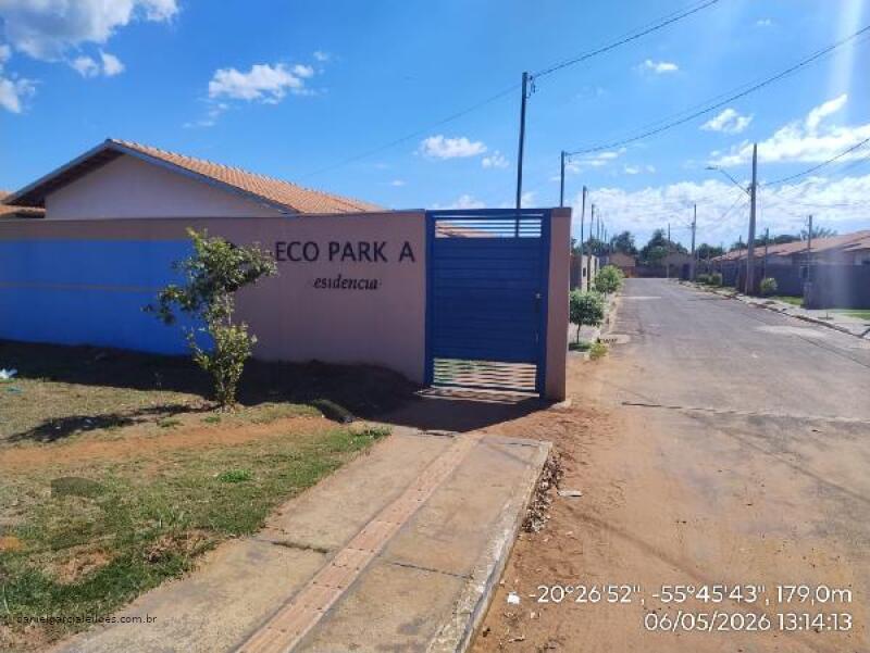 Casa com 2 Quartos e 1 Vaga em Aquidauana