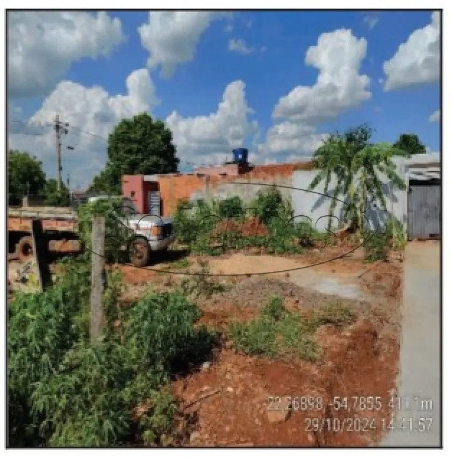 Terreno de 359,5m² em Dourados/MS