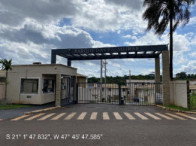 Casa com 2 quartos, 63,01 m² de área privativa e 1 vaga de garagem