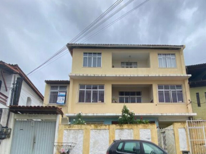 Casa com 3 quartos, 1 suíte, 2 banheiros e 1 vaga de garagem