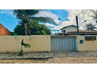 Casa com 455m² de terreno e 395m² construída, ocupada