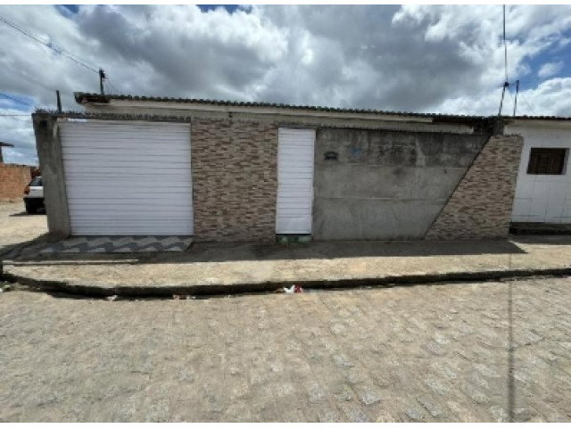 Casa com 2 quartos em Mamanguape/PB