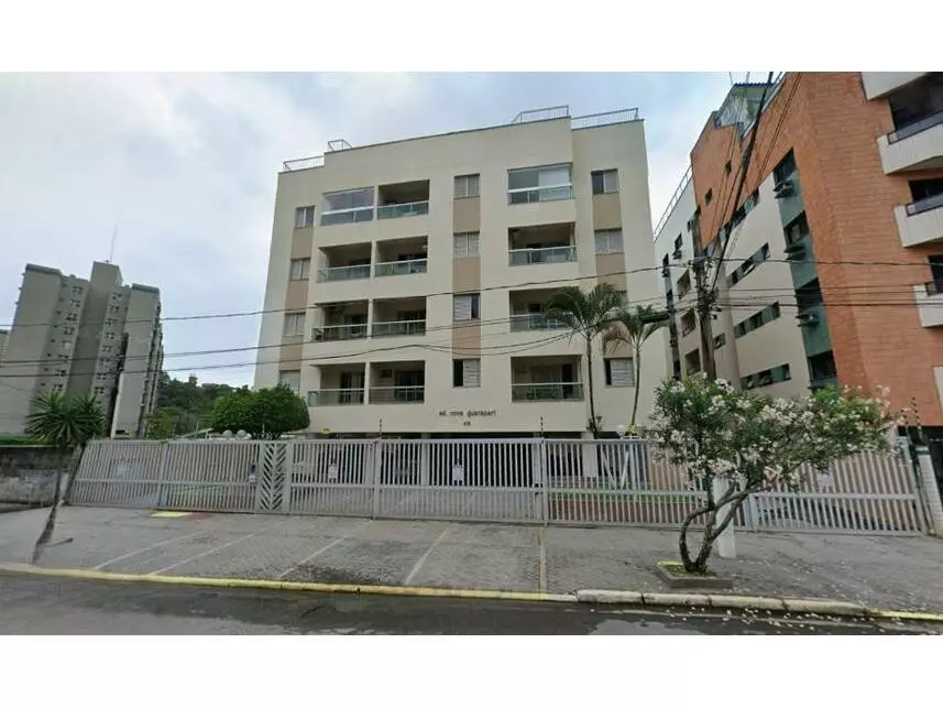Apartamento com 179m², 1 vaga, Jardim Três Marias